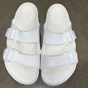 White Birkenstock’s